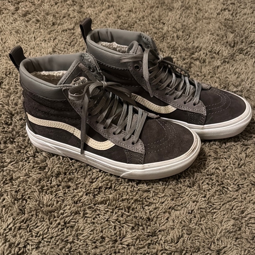 Vans High-Top Snow Sneakers